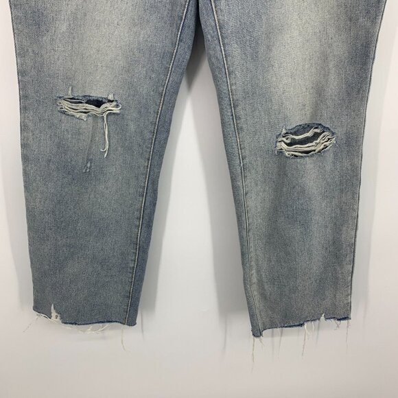 BlankNYC Jeans Madison Crop Blue Distressed Denim Raw Hem - Picture 7 of 12